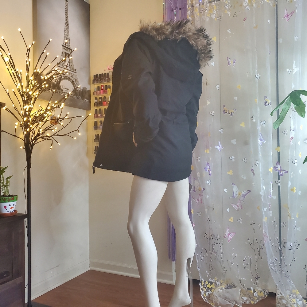 Winter coat - Picture 12 of 14